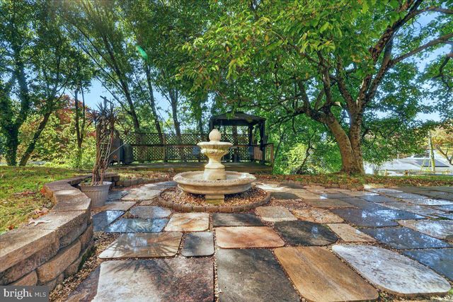 506 INMAN TER, Willow Grove, PA 19090