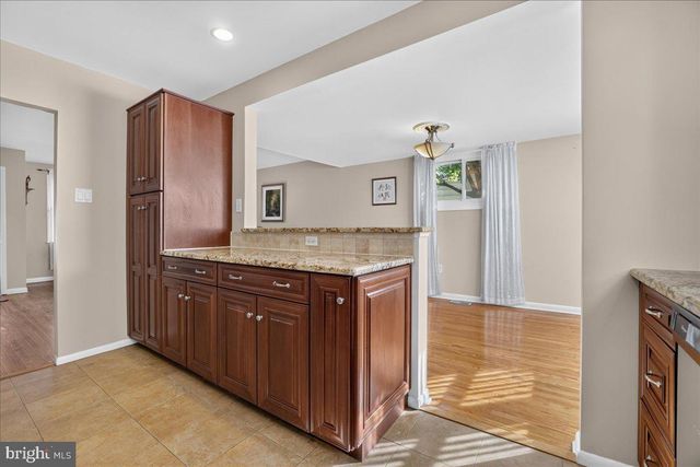 506 INMAN TER, Willow Grove, PA 19090