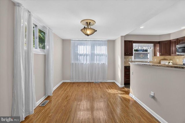 506 INMAN TER, Willow Grove, PA 19090