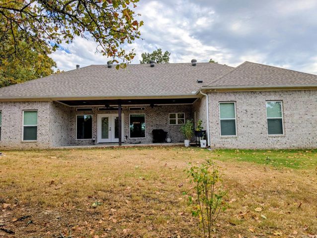 102 Merritt Road, Greenbrier, AR 72058