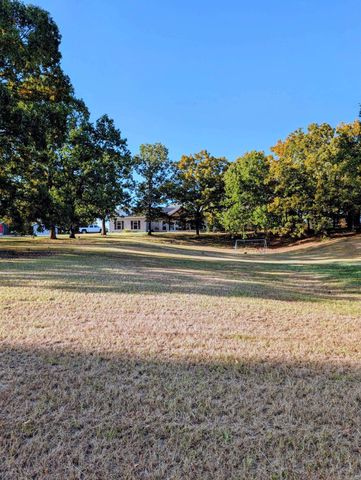 102 Merritt Road, Greenbrier, AR 72058