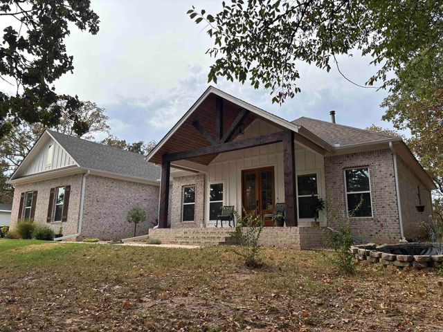 102 Merritt Road, Greenbrier, AR 72058