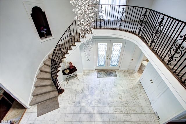 18220 Parkland Drive, Shaker Heights, OH 44122