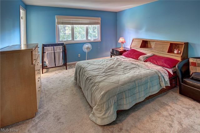 18220 Parkland Drive, Shaker Heights, OH 44122