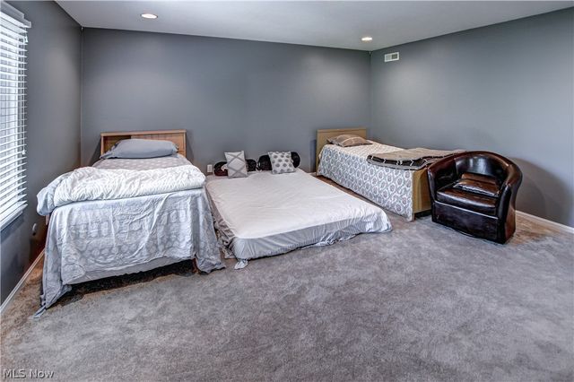 18220 Parkland Drive, Shaker Heights, OH 44122