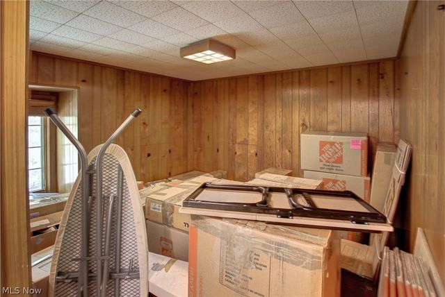 18220 Parkland Drive, Shaker Heights, OH 44122