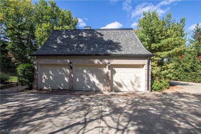 18220 Parkland Drive, Shaker Heights, OH 44122