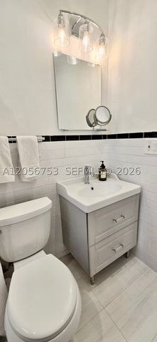 712 SW 9th St 1, Fort Lauderdale, FL 33315