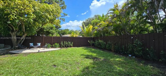 712 SW 9th St 1, Fort Lauderdale, FL 33315