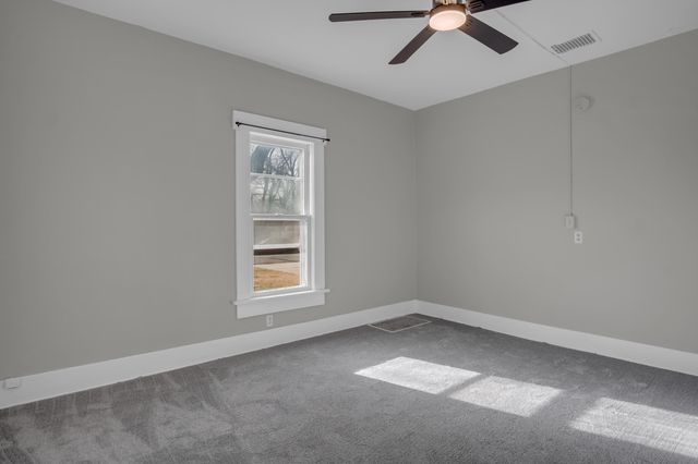 1021 Old Main, Newton, KS 67114