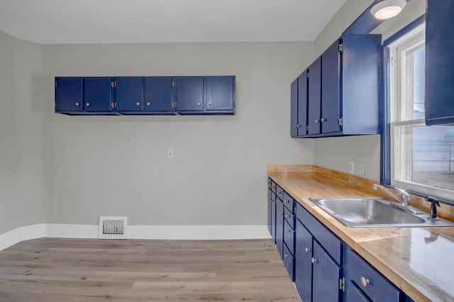 1021 Old Main, Newton, KS 67114