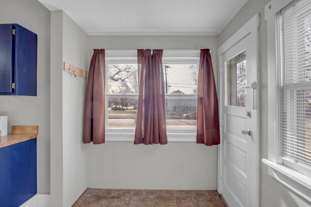 1021 Old Main, Newton, KS 67114