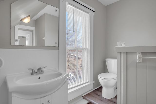 1021 Old Main, Newton, KS 67114