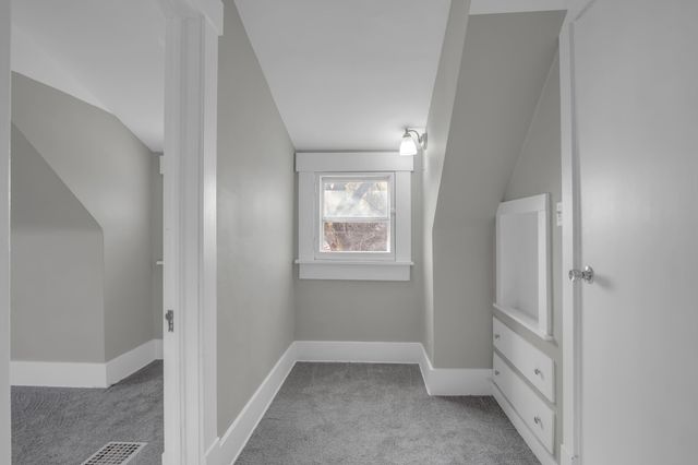 1021 Old Main, Newton, KS 67114