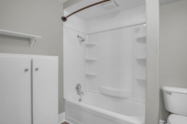 1021 Old Main, Newton, KS 67114