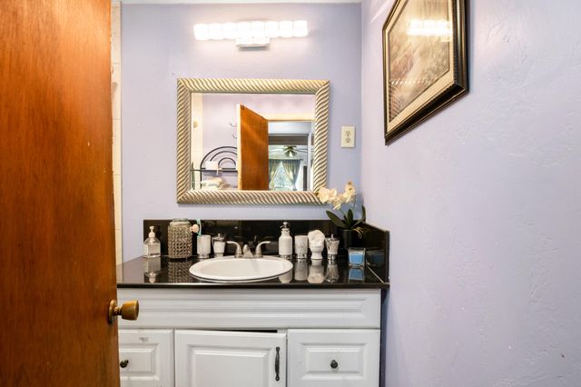 30500 Road 72 A, Visalia, CA 93291