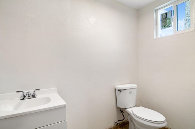 30500 Road 72 A, Visalia, CA 93291