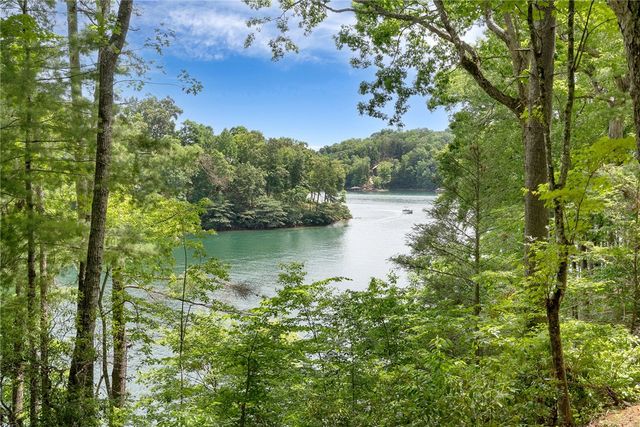 913 Rippling Water Way, Salem, SC 29676