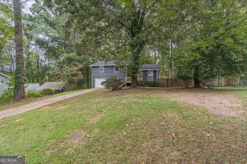 4996 Wycliffe Drive, Stone Mountain, GA 30087 — photo 2