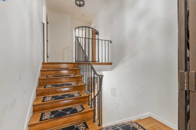 22128 Prospect St, Hayward, CA 94541