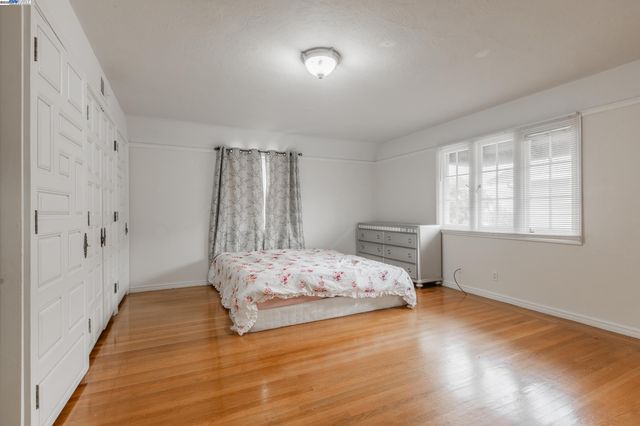 22128 Prospect St, Hayward, CA 94541