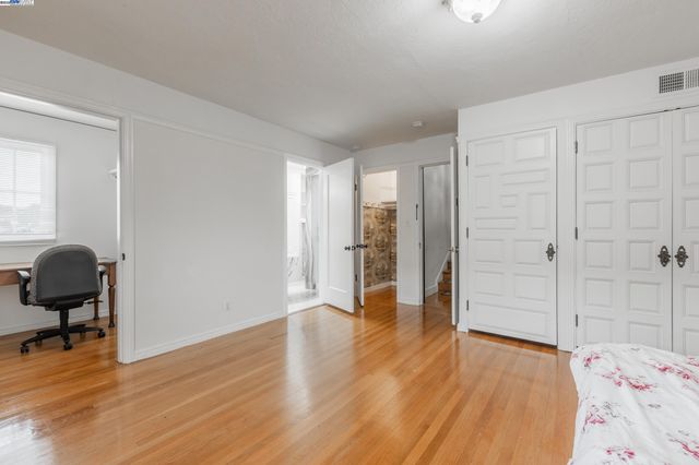 22128 Prospect St, Hayward, CA 94541