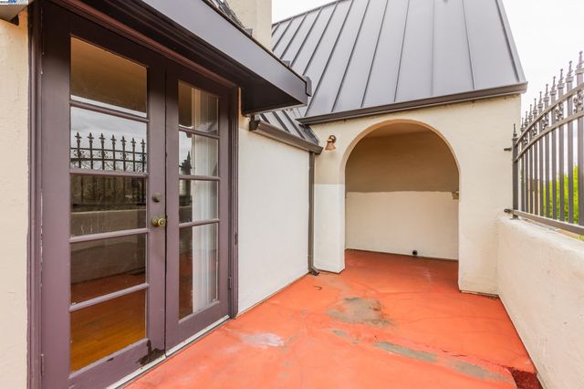 22128 Prospect St, Hayward, CA 94541