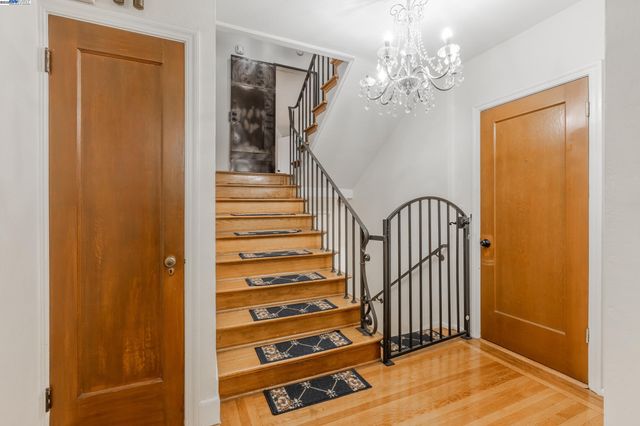 22128 Prospect St, Hayward, CA 94541