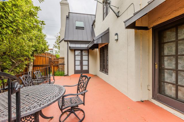 22128 Prospect St, Hayward, CA 94541