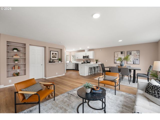 8910 N EDISON St N, Portland, OR 97203