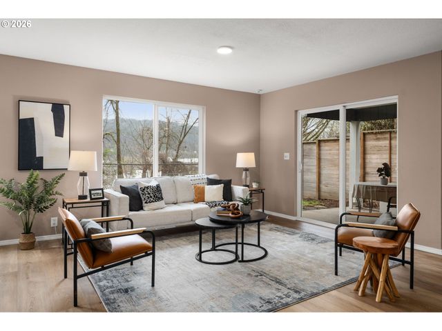 8910 N EDISON St N, Portland, OR 97203