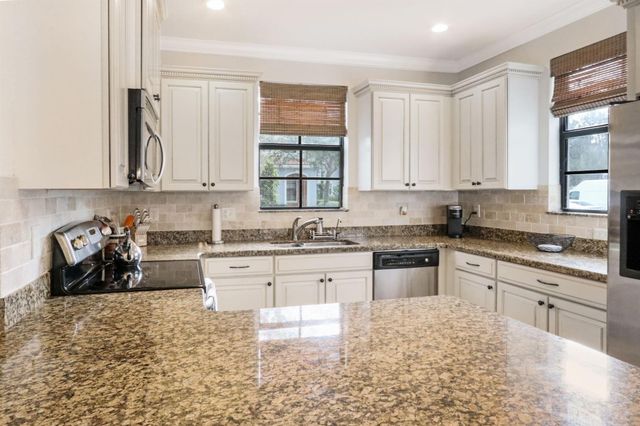 158 Delancey Avenue, Delray Beach, FL 33484