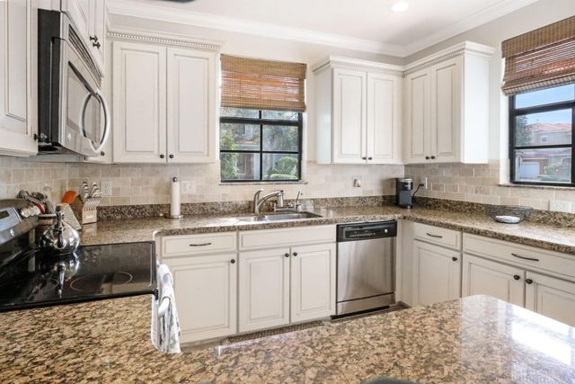 158 Delancey Avenue, Delray Beach, FL 33484