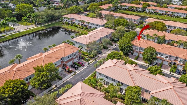 158 Delancey Avenue, Delray Beach, FL 33484