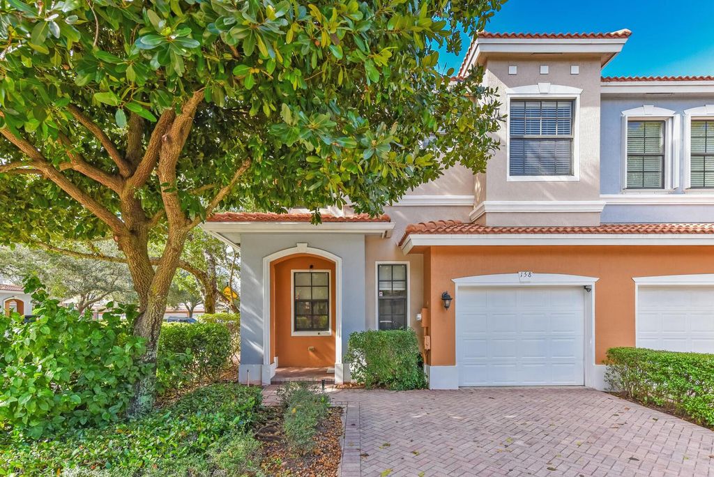158 Delancey Avenue, Delray Beach, FL 33484