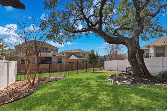 138 Garden Trace, San Antonio, TX 78260