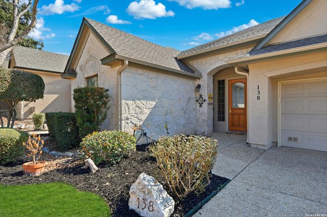 138 Garden Trace, San Antonio, TX 78260