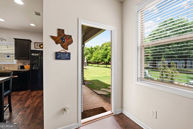5 Ontario Court, Newnan, GA 30263