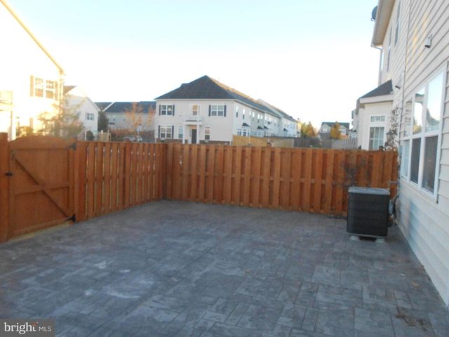 202 LONDON DOWNS, Stephens City, VA 22655