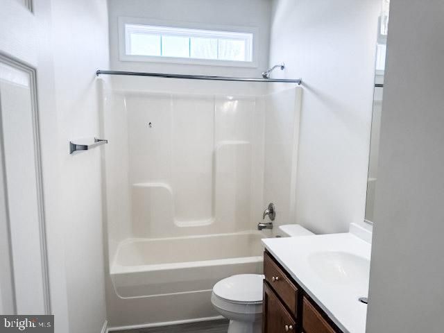 106 LINDA LN, Colonial Beach, VA 22443