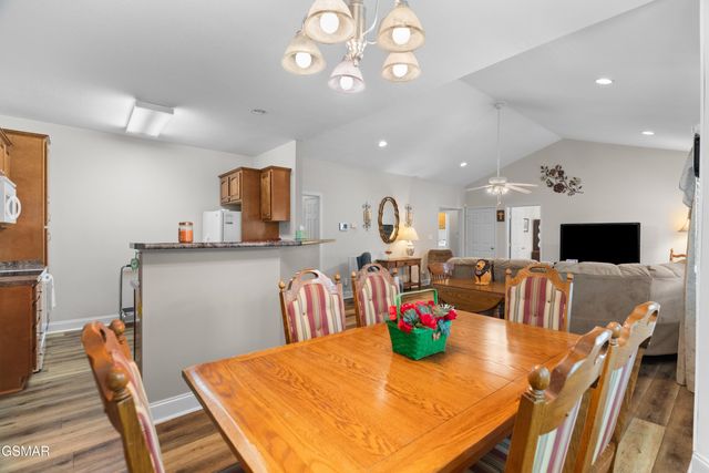 2150 Katie Lane, Dandridge, TN 37725