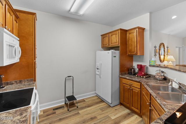 2150 Katie Lane, Dandridge, TN 37725