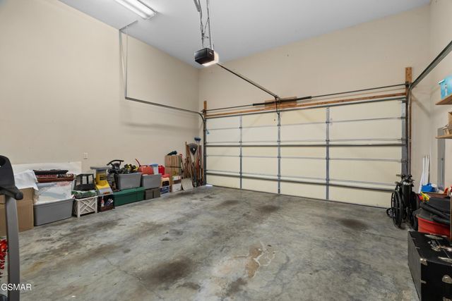 2150 Katie Lane, Dandridge, TN 37725