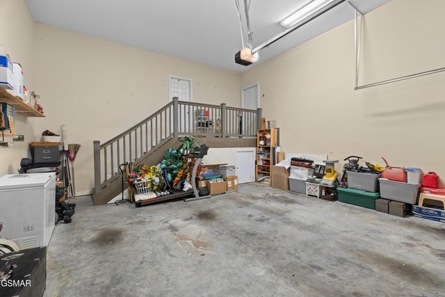 2150 Katie Lane, Dandridge, TN 37725