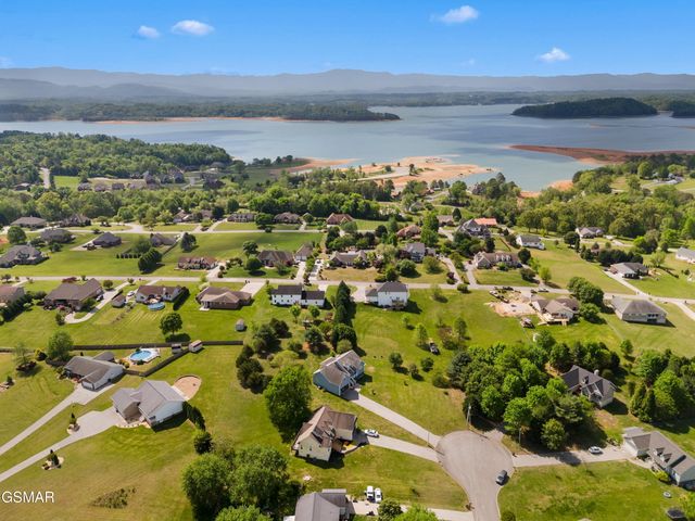 2150 Katie Lane, Dandridge, TN 37725
