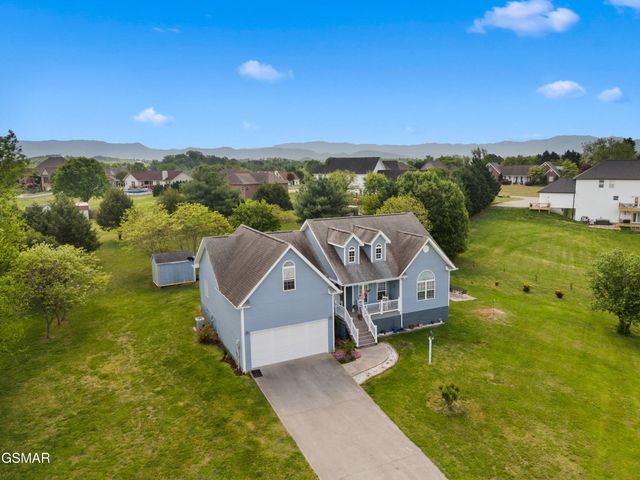 2150 Katie Lane, Dandridge, TN 37725