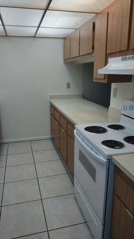1950 N Congresss Avenue J211, West Palm Beach, FL 33401