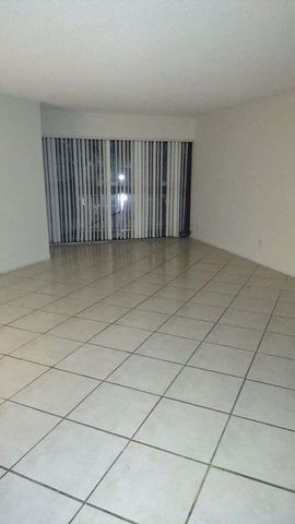 1950 N Congresss Avenue J211, West Palm Beach, FL 33401