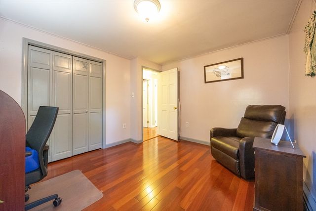 11 Edgeworth Street, Billerica, MA 01821