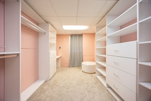 11 Edgeworth Street, Billerica, MA 01821